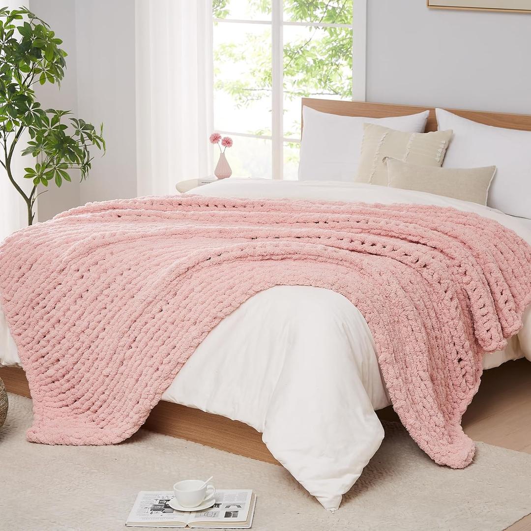 L'AGRATY Chunky Knit Blanket Throw: 80''x90'' Chenille Chunky Knitted Throw Blanket for Bed Couch - Handmade Thick Big Cable Knit Blanket - Large Chunky Crochet Rope Blanket for Home Decor(Pink)