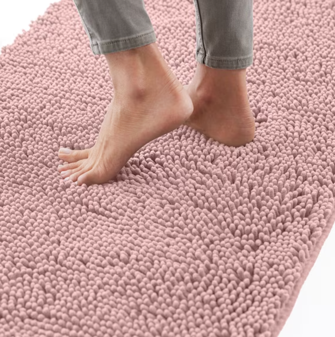 GORILLA GRIP Chenille Bath Rug, Rubber Backing Quick Dry Washable Microfiber Mats, Dusty Rose