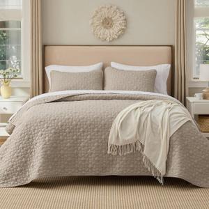 Bedsure Quilts King Size - Lightweight Bedspreads King Size with Lucky Star Quilting, Soft Quilt Bedding Set, Taupe Comforter Set Coverlet for All Seasons with 2 Pillow Shams (106" x 96") | Skin-Friendly Soft, All-Season Comfort, Breathable, Lightweight, Machine Washable