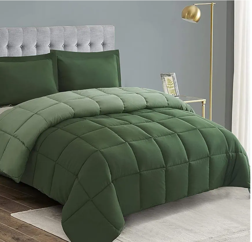 HIG 3pc Green Oversized King Plus Comforter Set Duvet Insert, Reversible, All Season, Box Stitched, with Corner Tabs, Soft, Fluffy（128'' x 120''）