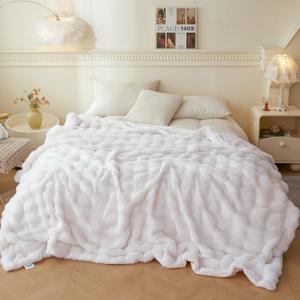 LIFEREVO Luxury Faux Rabbit Fur Queen Size Throw Blanket, Soft Cozy and Plush Shaggy Waffle Big Bubble Fluffy Warm Blankets for Bed Couch Sofa, Cute Fuzzy Furry Home Decor for Women, 90x90, White