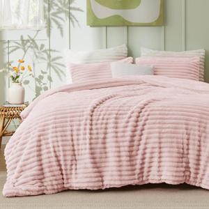 Bedsure King Comforter - GentleSoft 3 Pieces Double-Side Fleece Fluffy Pink Comforter Set, Cozy Striped Room Decor Aesthetic, Luxury King Size Bedding with 2 Pillowcases, 104x90 Inches
