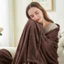 BEDELITE Fleece Blanket King Size Blankets for Bed, Luxury Plush Cozy Fuzzy Blanket 108x90 inches, Super Soft Warm Lightweight Throw Blanket All Seasons Suitable, Brown