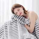 NEWCOSPLAY Super Soft Throw Blanket Black and White Premium Silky Flannel Fleece 3D Ribbed Jacquard Lightweight Bed Blanket All Season Use (Black and White Ribbed, Throw(50"x60"))