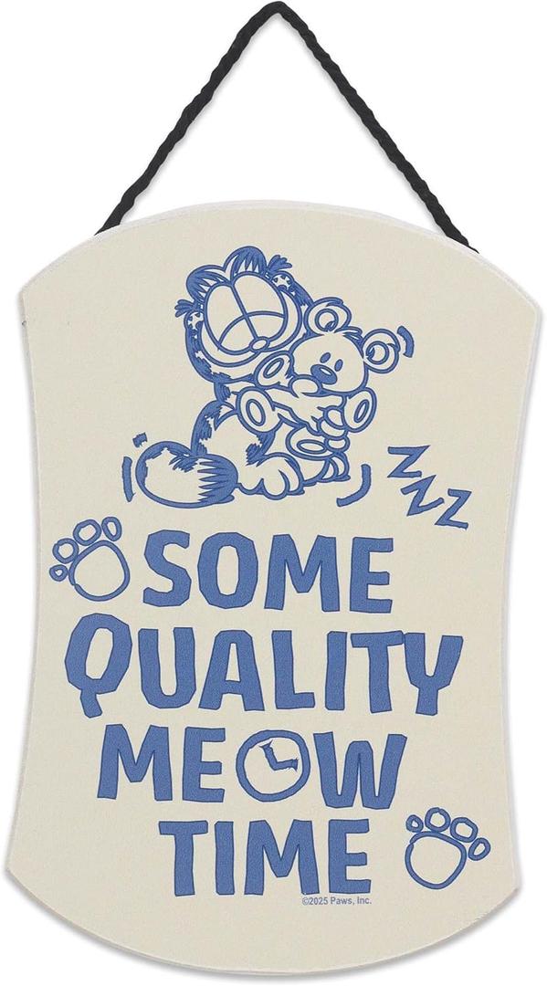 Garfield Some Quality Meow Time Hanging Wood Wall Decor - Fun Garfield Cat Sign for Home (Cream)