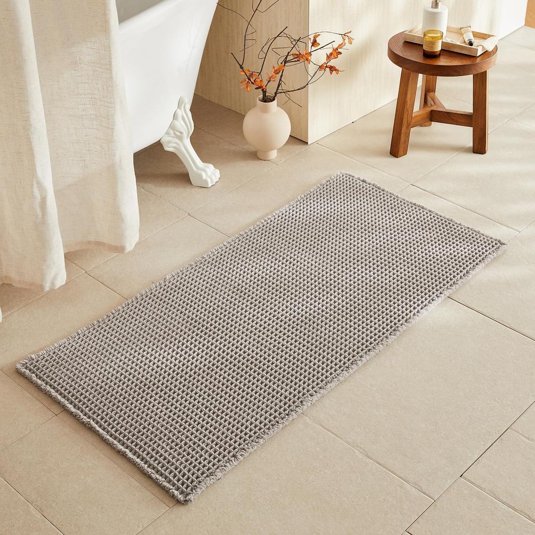 TYUU Waffle Bath Mat, Boho Bathroom Rugs Non Slip Washable Super Absorbent Quick Dry Bath Mat Farmhouse Bathroom Decor, 48"x24" Light Grey