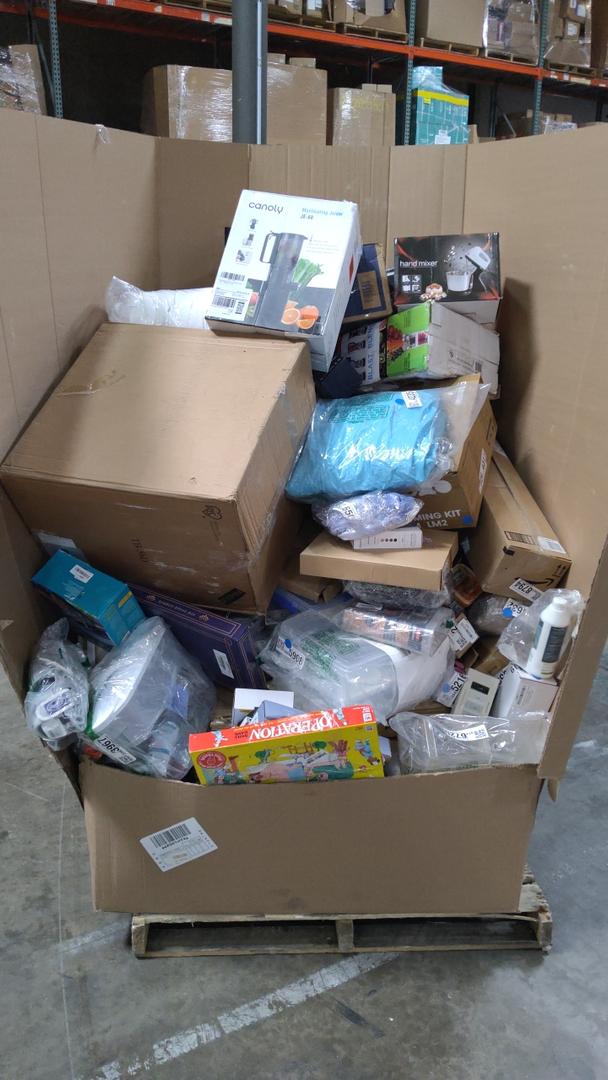 Pallet of Salvage Items