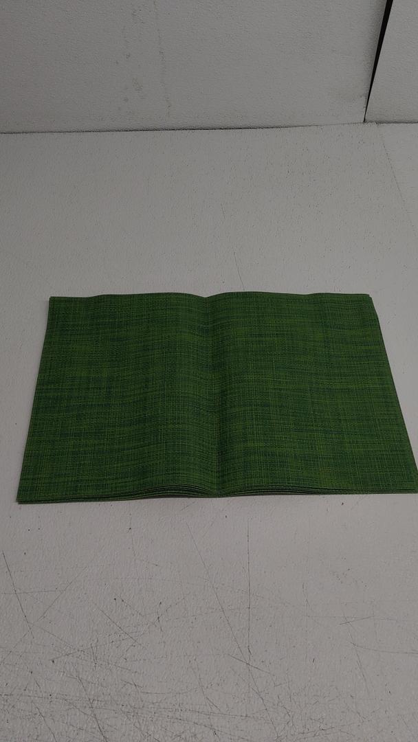 No Brand Green Table Mats 18" x 12" 6 Pcs