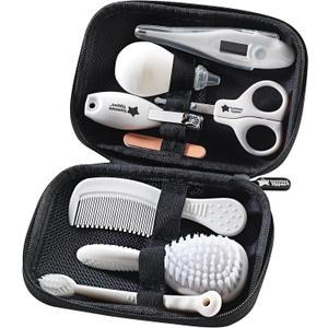 Tommee Tippee Closer to Nature Healthcare & Grooming Kit