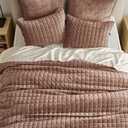 RECYCO Luxury Velvet Quilt King Size Bedding Set, Ultra Soft Velvet Comforter Set, Lightweight Quilted Channel Box Stitch Oversized Bedspread Coverlet for All Season, with 2 Shams, Terracotta Clay, King/Cal King