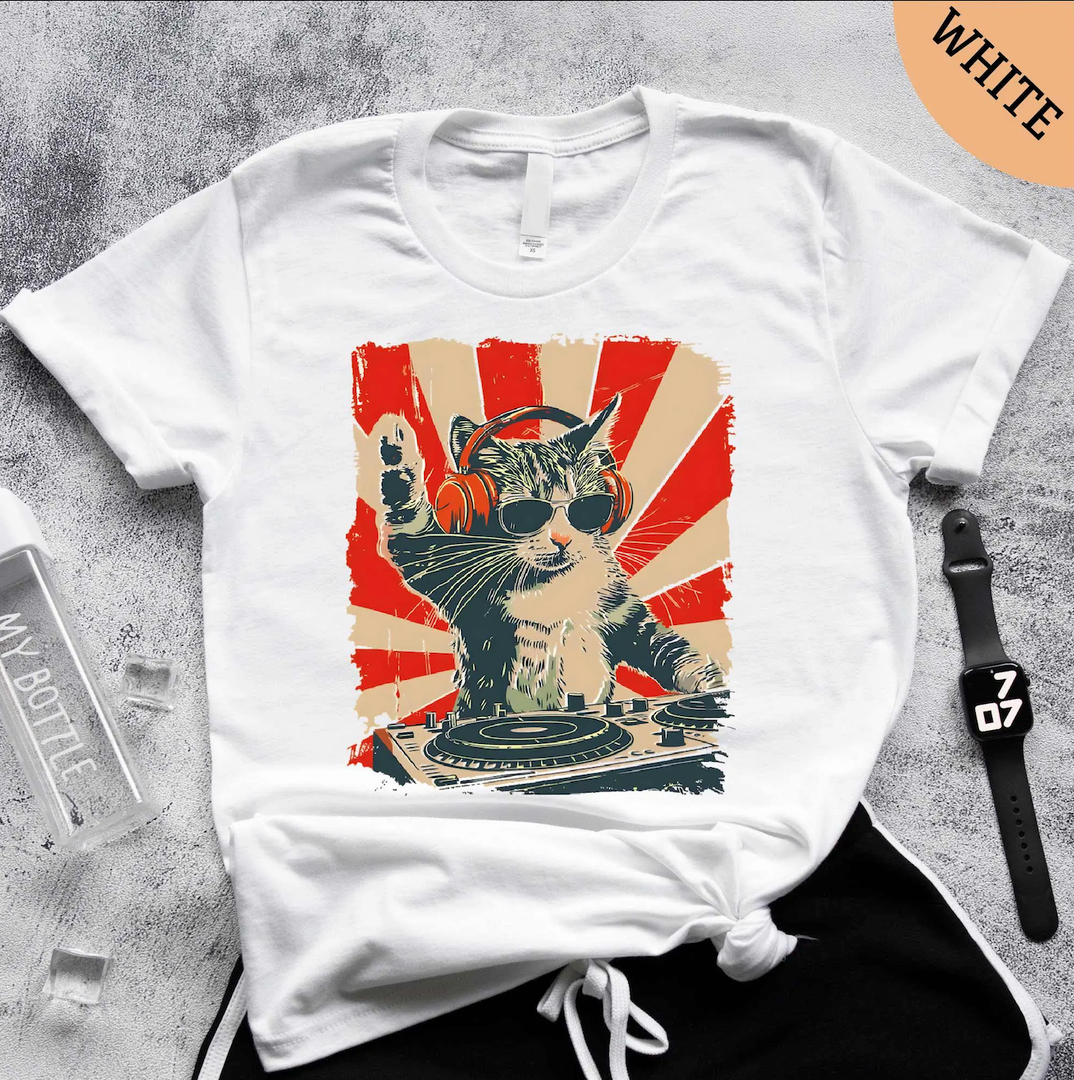 HOUSE CAT (New DJ Cat Kitty) T-Shirt, Size M