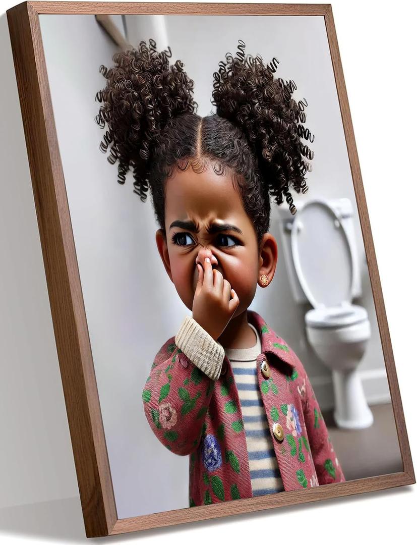 Framed Funny Black Girl Bathroom Canvas Wall Art Humor African American Kids Stank Face Bathroom Unpleasant Smell Cover Nose Picture Wall Decor Print Artwork for Kids Washroom Toilet Home Decor