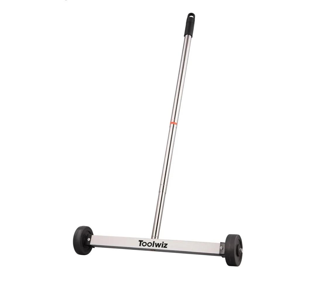 Toolwiz Magnetic Pick Up Sweeper 17-inch Heavy Duty Magnet Pickup Lawn Sweeper Roofing Tools, 8.8 Lbs Yard Magnet with Telescoping Holder and Wheels to Pick Up Nails Magnetic Sweeper for Construction