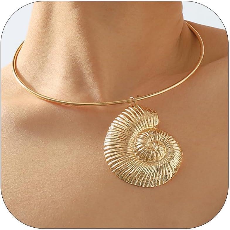 YANCHUN Gold Shell Necklace Chunky Gold Conch Seashell Necklaces for Women Beach Jewelry Summer Outfits Accessories for Women