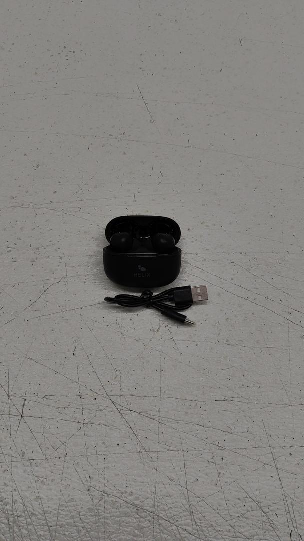 Truewireless Headphones With Portable Charging Case Black
