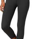 Amazon Essentials Women's High Waisted Active Sculpt Cropped Workout Exercise Capri Leggings, Black, Medium