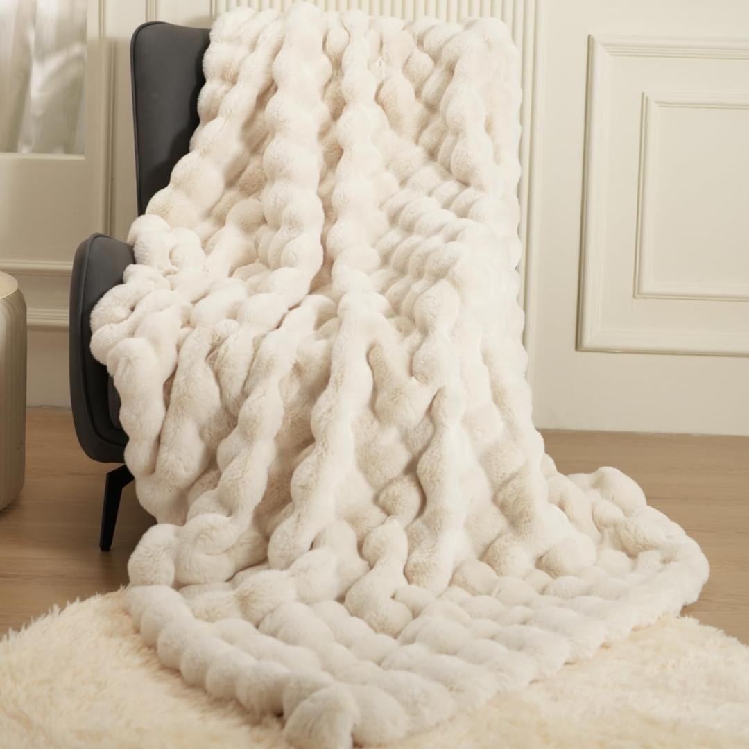 Super Comfort Oversized Warm Thick Bubble Luxury Plush Rabbit Faux Fur Throw Blanket, Fluffy Blanket, Soft Cozy Blanket for Couch Chair Bed Sofa Living Room, White 60'' x 80'' (60inX80in)