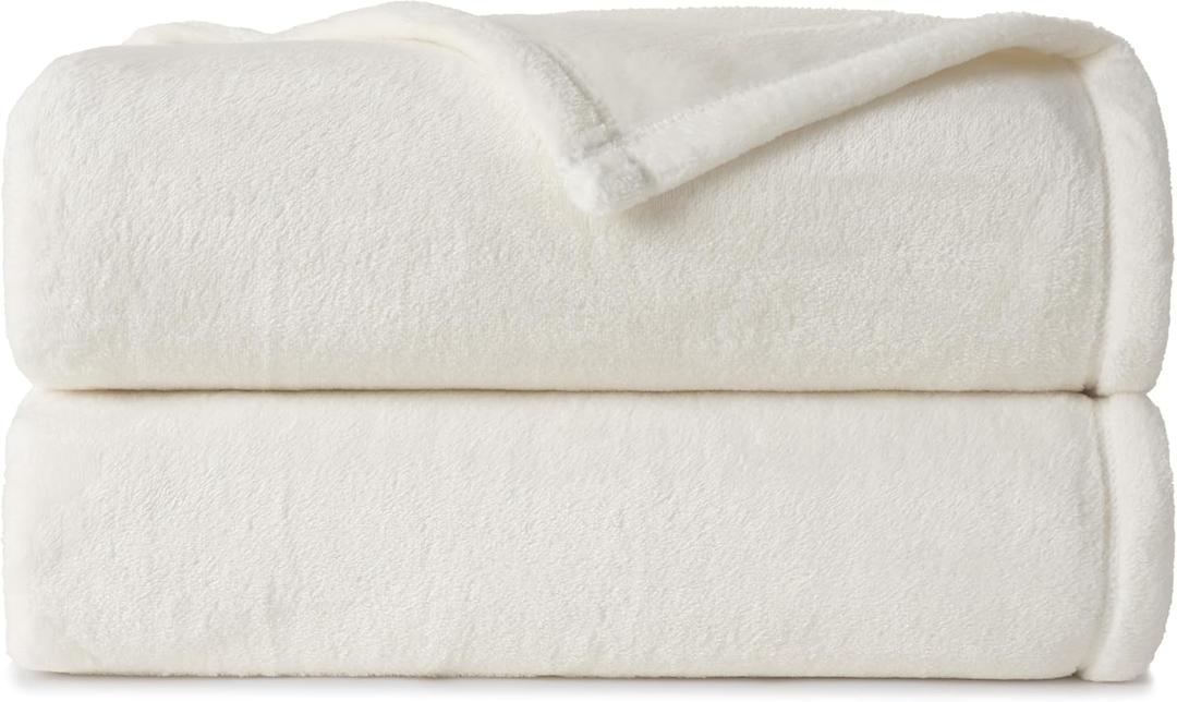 Casual Living Full/Queen Fleece Blanket Fluffy Soft Warm Cozy Bed Blankets for Bedroom Decor Plush Thick Fuzzy Oversized Big Flannel Throw for Bed Chair or Outdoor, 90-inch x 90-inch, Ivory White