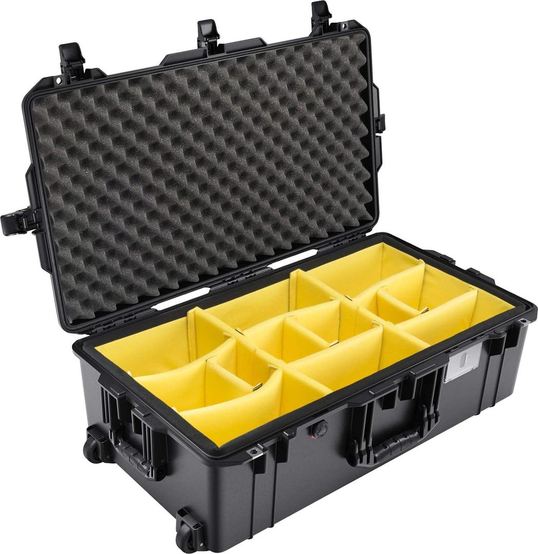Pelican Air 1615 Case With Padded Dividers - Black