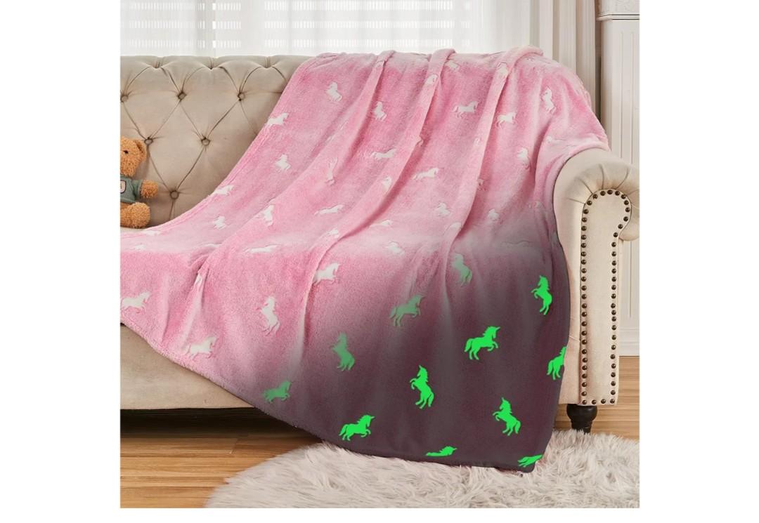 SOCHOW Glow in The Dark Blanket Unicorn Presents for Daughters, Toys for 3-10 Year Old Birthday Presents, Soft Cozy Flannel Throw Blanket for Preteens Teens, Pink 60 x 80 Inches, New