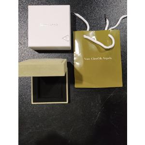Van Cleef & Arpels jewelry box
