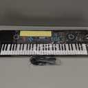 61 key keyboard Piano, Portable Electronic Digital Piano, Built In Dual Speakers, External Microphone, Power Plug, Rich Teaching Content, Multi-Functional Electronic Piano Suitable For Beginners