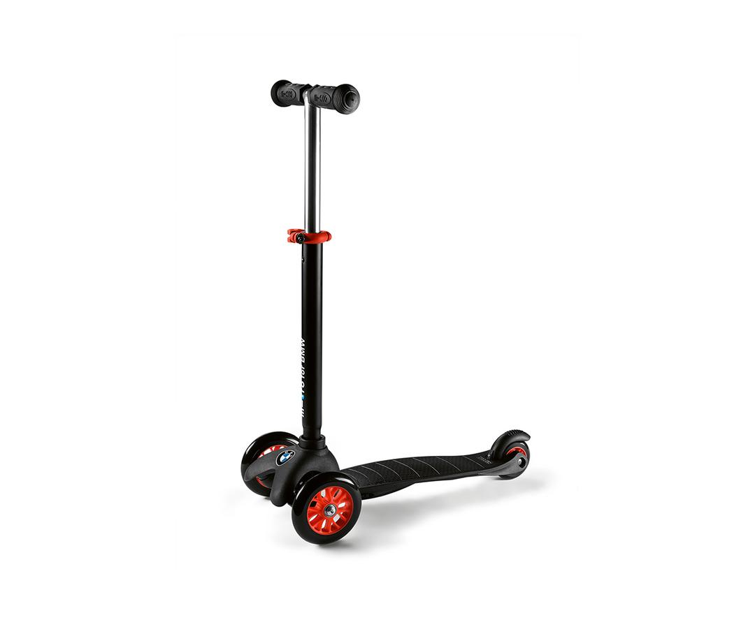 Scooter for Kids Ages 3-5 - Extra Wide Deck & Light Up Wheels, Self Balancing Kids Toys for Boys & Girls, Choose Your Favorite Character 