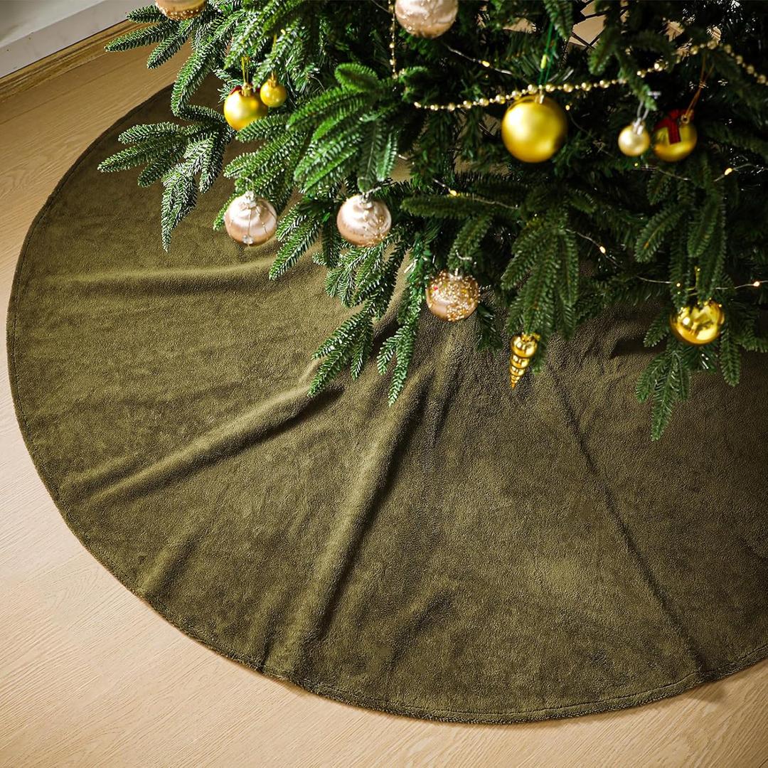 VioraWhite 60 Inch Large Christmas Tree Skirt Moss Green Xmas Faux Fur Tree Skirts Neutral Cozy Christmas Decorations Modern Holiday Ornaments Minimalism Mat for Xmas Winter Indoor Party Decor