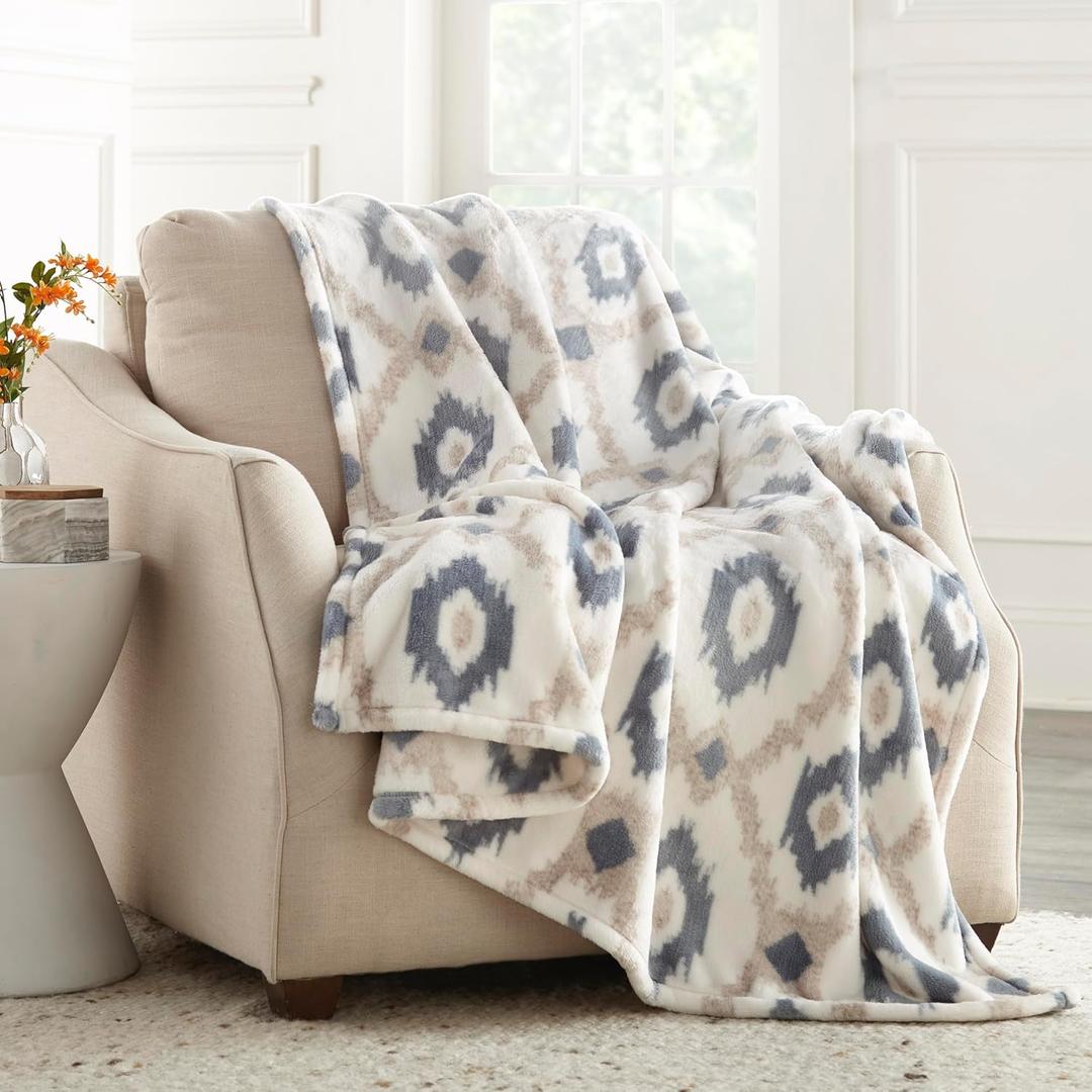 Crafted by Catherine Haven Geo Velvet Plush Throw Oversized 60" x 70"