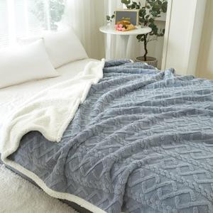 MERRYLIFE Sherpa Fleece Throw Blanket Cozy Soft 3D Stylish Design Fuzzy Thick Warm Blanket for Couch Sofa Bed (50" 60",Grey Blue)