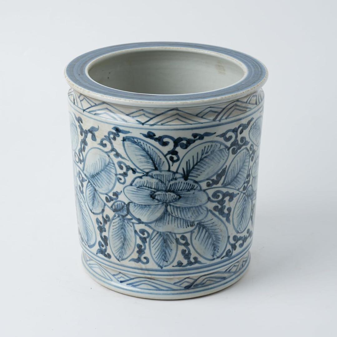 Antique Hand-Painted Flower and Bird Porcelain Pen Holder Old Style Ceramic Planter 9.7 Inch Large Plants Vase Blue & White Porcelain Silla Flower Plant Pots (Light Blue)