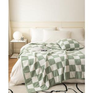 Ultra-Soft Buffalo Checkerboard Grid Fluffy Microfiber Knitted Throw Blanket Super Cozy Lightweight Checkered Bed Blanket for Sofa Couch Bed Matcha 51"X63"
