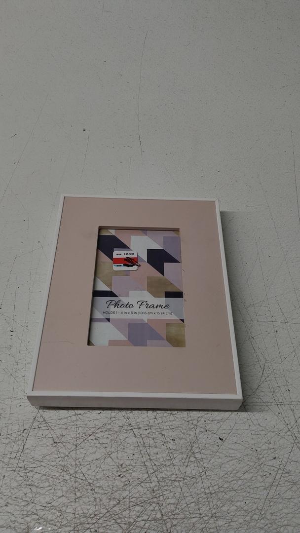 Powder Pink Photo Frame 4" x 6"