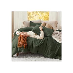 Bedsure Quilt Size Comforter Set, Dark Green Soft Prewashed Bedding for All Seasons, 3 Pieces GentleSoft™ Warm Down Alternative Bed Set, 1 Quilt  Comforter (106"x96") and 2 Pillowcases (20"x3 6")