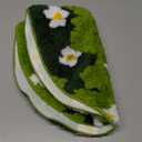 Ouyattle Cute Green Floral Bath Mat Microfiber Grass Bathroom Rug 16''W x 24''L Non Slip Washable, Modern Chic Boho Aesthetic Trendy Shaggy Bathroom Shower Floor Mat Absorbent