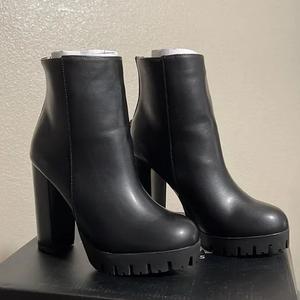 Do The Talking Bootie Fashion Nova, 6.5, Black