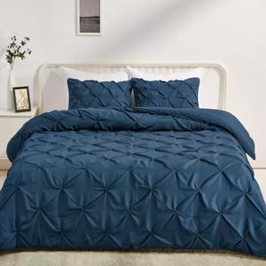 Amazon Basics All-Season Down-Alternative 3-Piece Comforter Bedding Set, Soft Lightweight Microfiber, Pinch Pleat Design, Full/Queen, Navy Blue