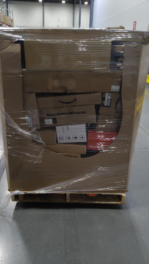 Pallet of mixed items