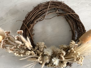 Dried Flowers on 18” Grapevine Wreath  3.14H×19.6