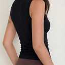 Women Deep V Neck Tops Sexy Sleeveless Crop Top Stretchy Trendy Going Out Tank Top Cute Summer Clothes (Black, M)