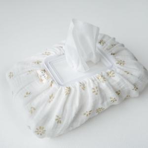 Baby Wipes Cover  Universal Size, One Size Fits All Wipes Packages | Muslin Cotton Tissue Cover for Nursery, Diaper Bag & Changing Table, Station | Gingham & Neutral Patterns (Cream Daisy)
