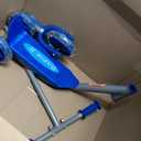 Razor Jr. Lil’ Kick – 3-Wheel Kick Scooter for Younger Children (Ages 3+), Max Rider Weight 44 lb (20 kg)