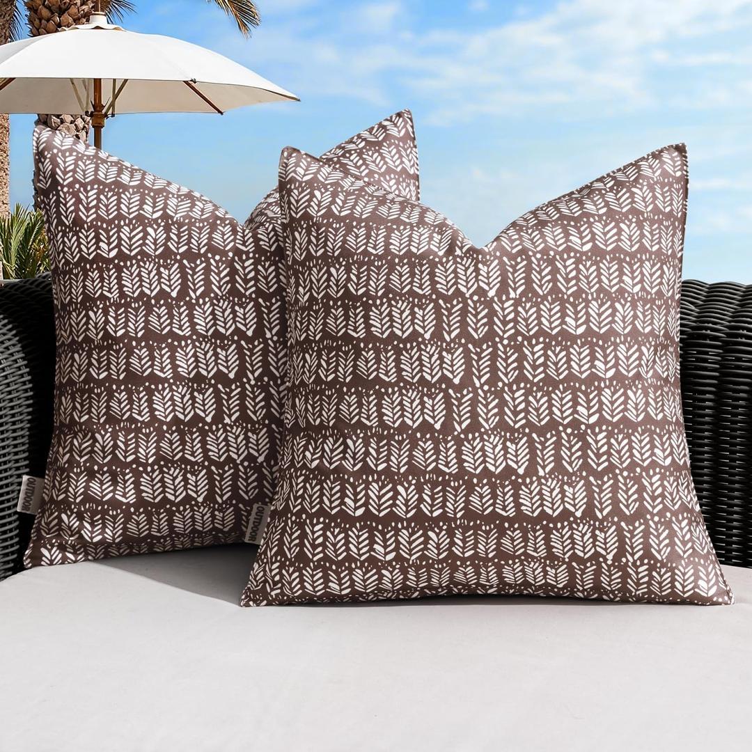 MIULEE Outdoor Pillow Covers Waterproof Natural Floral Print Pillowcases Pack of 2 Decorative Boho Accent Cushions for Summer Patio Funiture Garden Tent Porch Bench,Brown 18x18 Inch