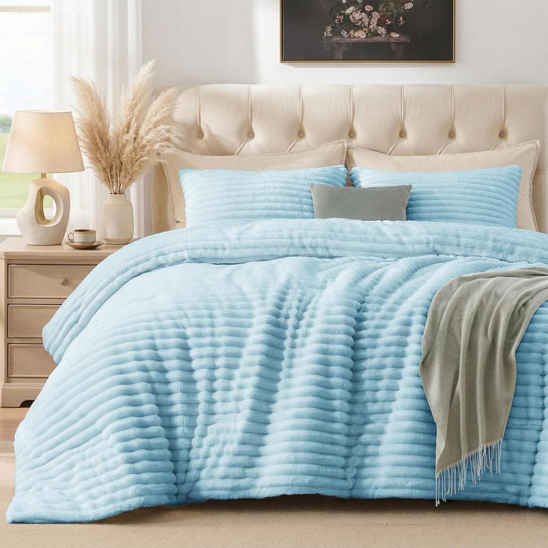 Quataly Marshmallow Queen Fleece Comforter Set Light Blue Faux Fur Fluffy Comforter Set Luxury Bedding Set Soft Plush Fuzzy Warm Bed Set All Season 3 Pieces (1 Shaggy Comforter, 2 Pillowcases)