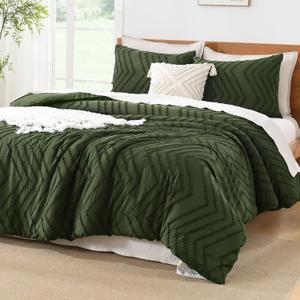 Litanika Dark Olive Green California King Comforter Set, 3 Pieces Cal King Oversized Chevron Tufted Bedding Comforter Sets, Fluffy Bed Set (104x96In Comforter & 3 Pillowcases)