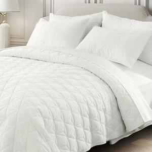 Corduroy Quilt Set King 104"x90", Lightweight All-Season Quilt with 2 Pillow Shams, Soft Fine-Striped Quilted Bed Cover, Cream White
