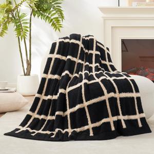 Amlie Home Checkered Throw Blanket for Couch, Reversible Super Soft Warm Blankets Cozy Black Throw Blanket Fuzzy Plush Throws for Sofa Bed Living Room, 50" x 60", Plaid Black