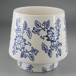 Blue and White Ceramic Flowerpot, High Footed Cup Pot with Drainage and Breathable Holes, Simple Decorative Flowerpot for Vrious Flowers and Courtyard Plants, 4.53-inch Diameter Plant Container