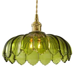 MIAOMEIO Vintage Glass Pendant Light，Green Flower Ceiling Pendant Light，Gold Adjustable Hanging Wire for Kitchen Island Dining Room Bedroom Hallway (10Inch - Green(D))