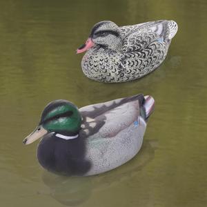 Cifavor Duck Decoys 2pcs Mallard Duck Decoys Realistic Plastic Floating Duck for Hunting Decoy Garden Decor Pond Decorations Holiday Decoration Goose Decoy